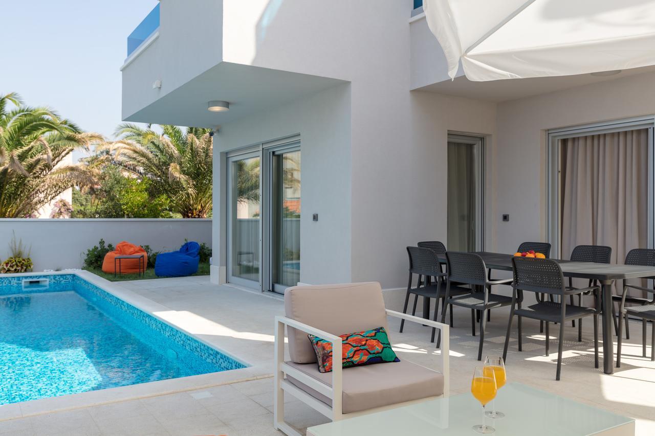 Luxury Villa Karla โปดสตรานา ภายนอก รูปภาพ